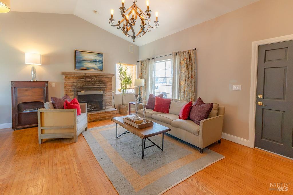 2565 Piner Road Santa Rosa CA 95401