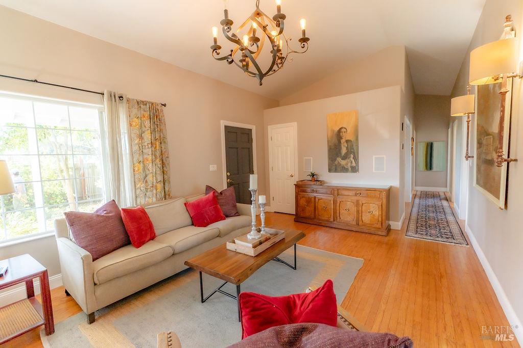2565 Piner Road Santa Rosa CA 95401