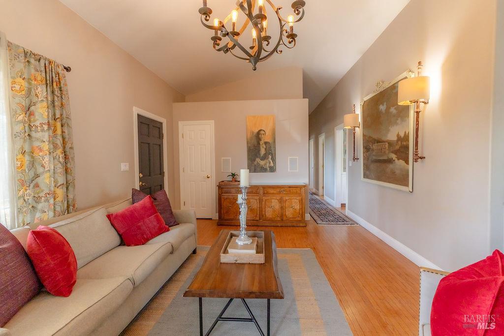 2565 Piner Road Santa Rosa CA 95401