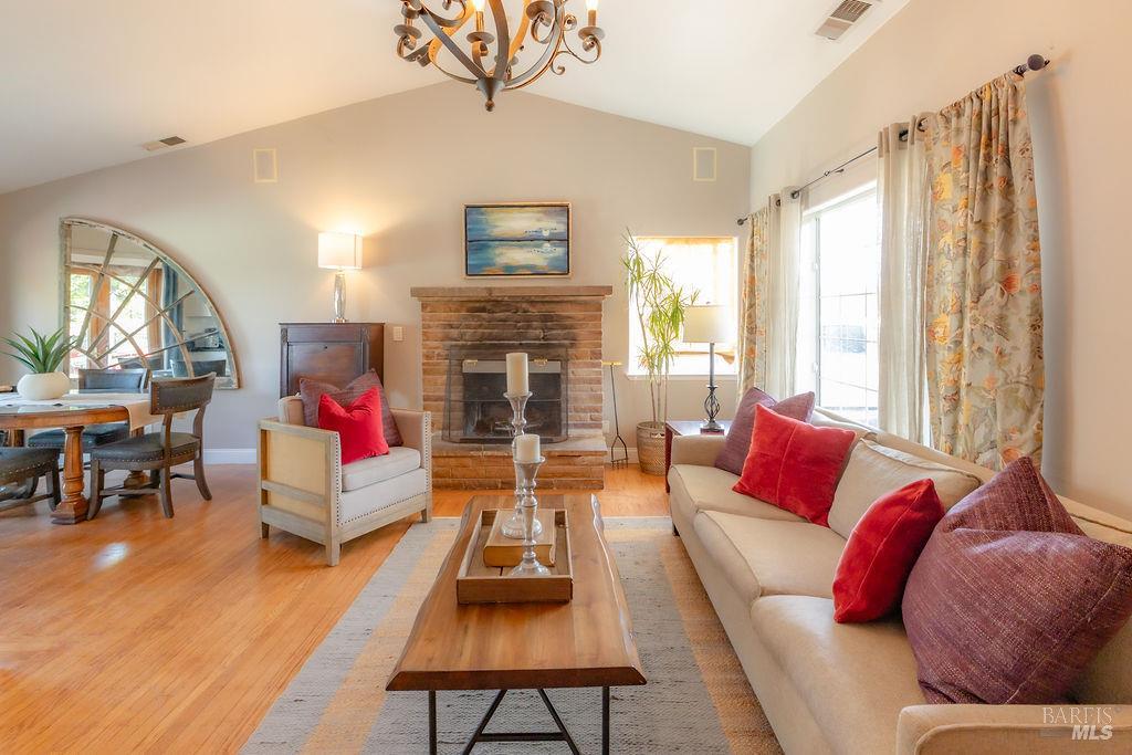 2565 Piner Road Santa Rosa CA 95401