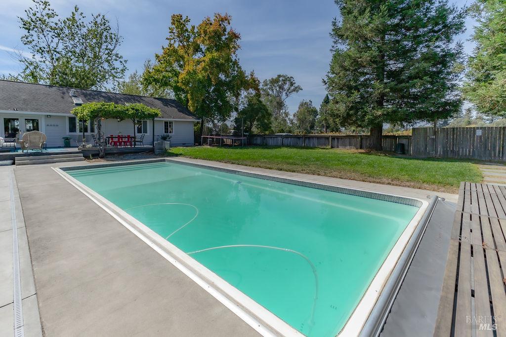 2565 Piner Road Santa Rosa CA 95401