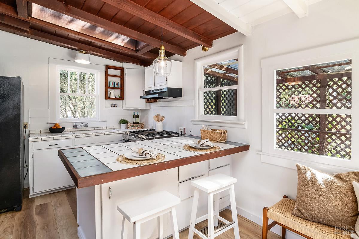10 Cortez Avenue Forest Knolls CA 94933