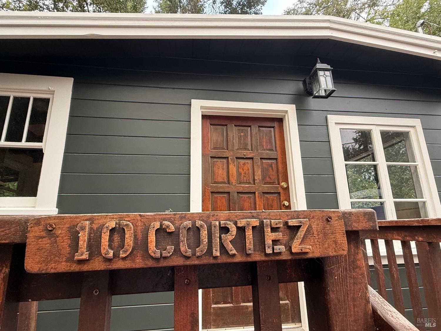 10 Cortez Avenue Forest Knolls CA 94933