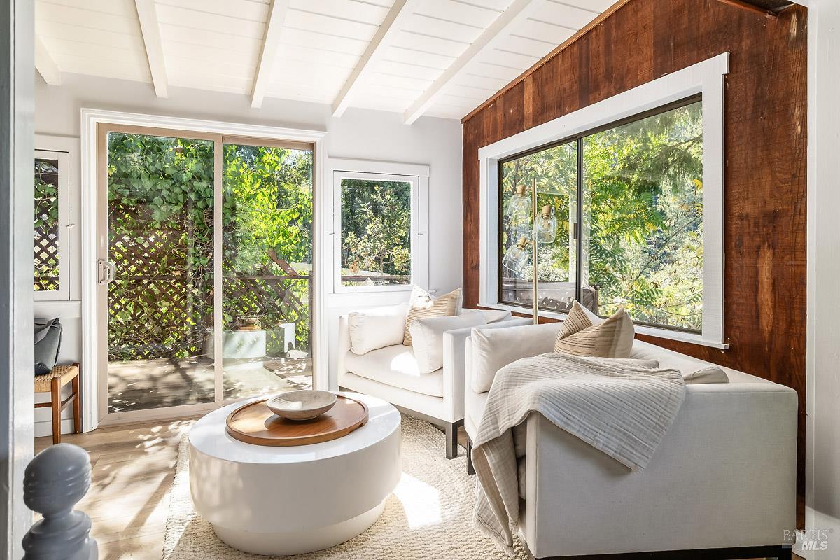 10 Cortez Avenue Forest Knolls CA 94933
