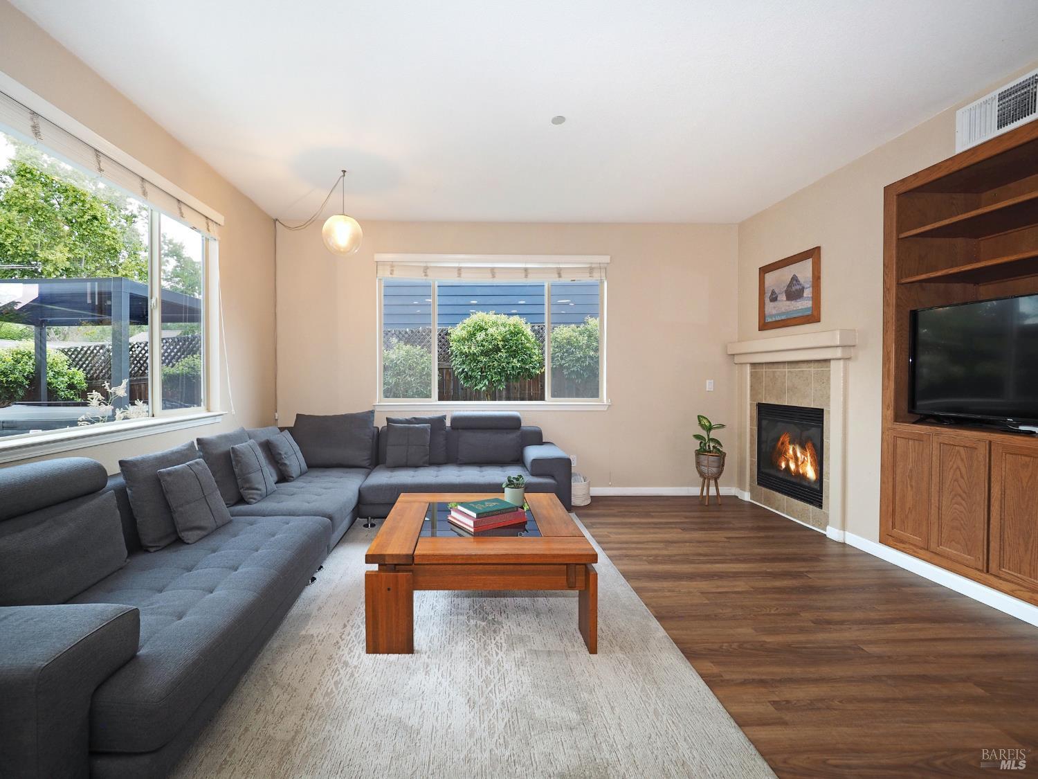 4615 Sorrento Way Santa Rosa CA 95409