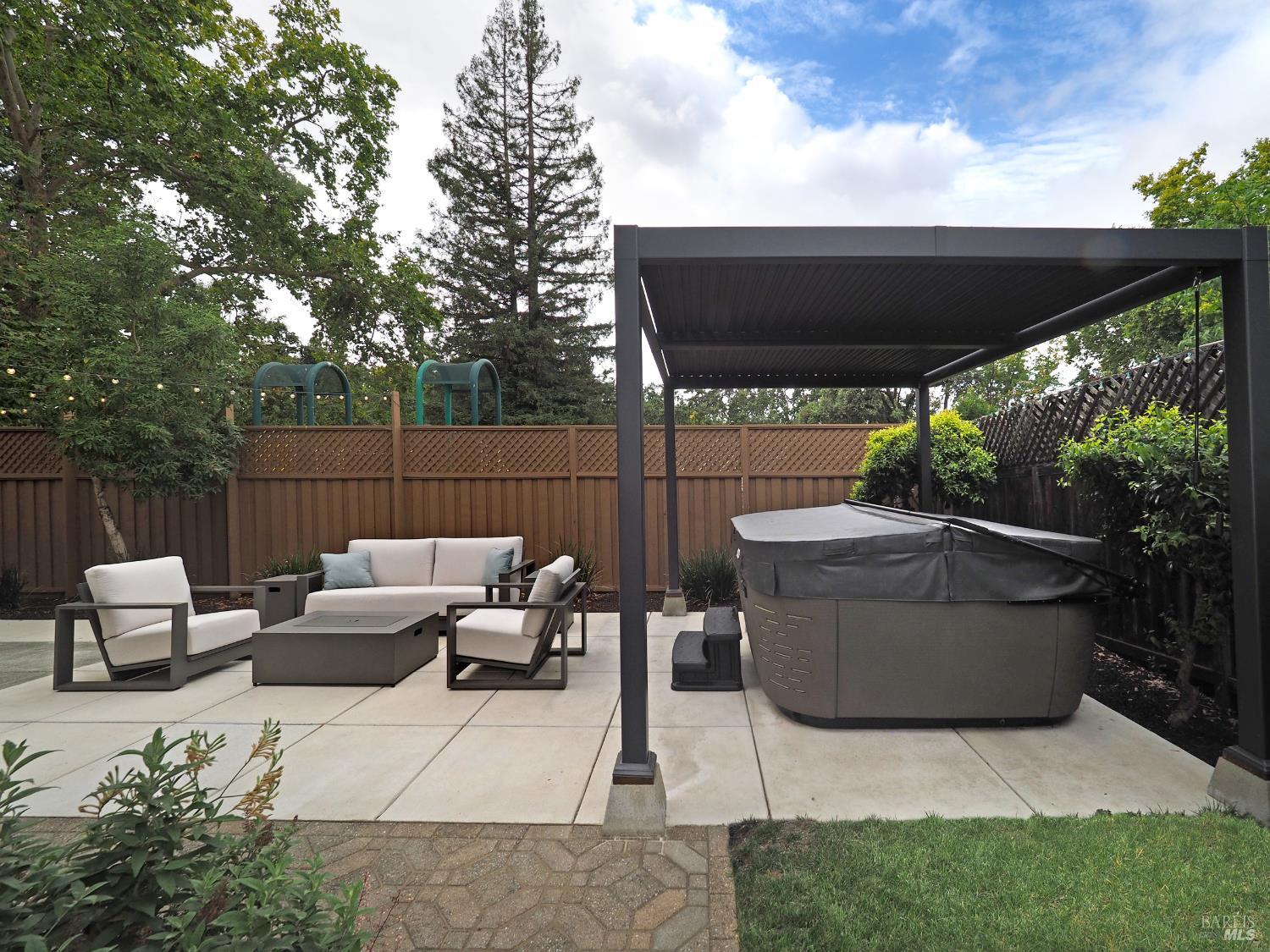4615 Sorrento Way Santa Rosa CA 95409