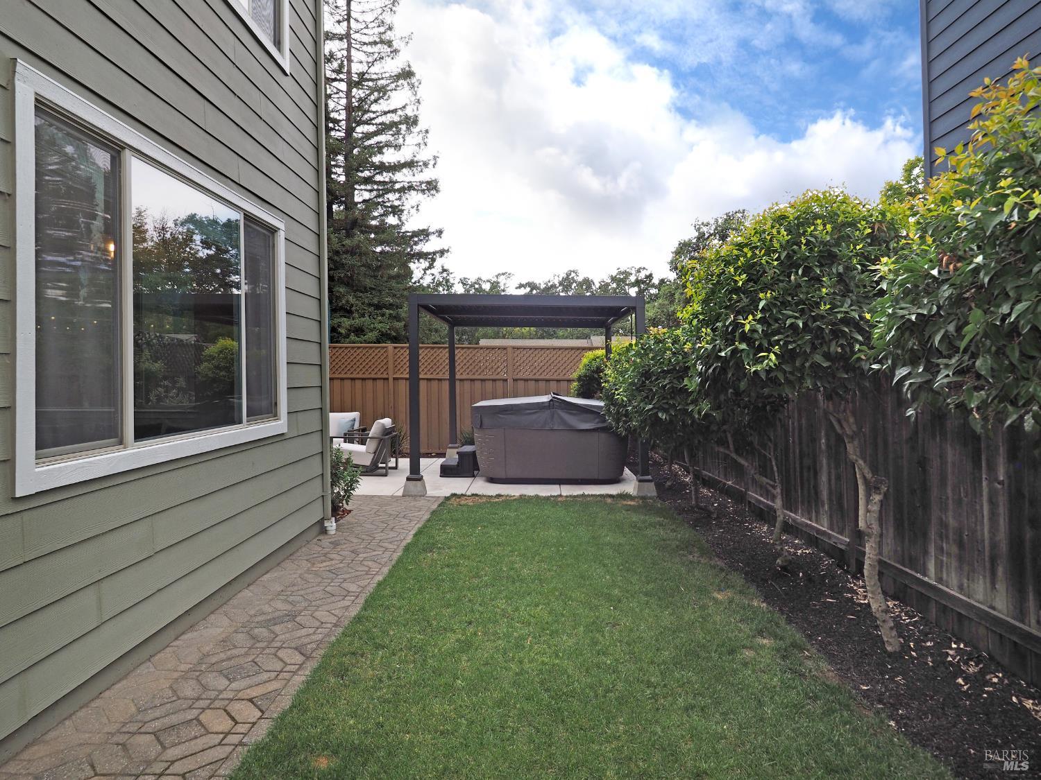 4615 Sorrento Way Santa Rosa CA 95409