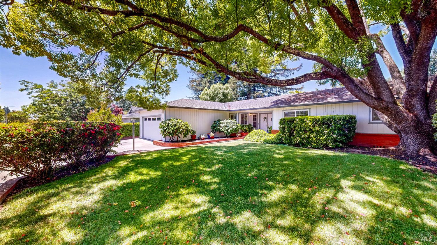 4921 Stonehedge Drive Santa Rosa CA 95405