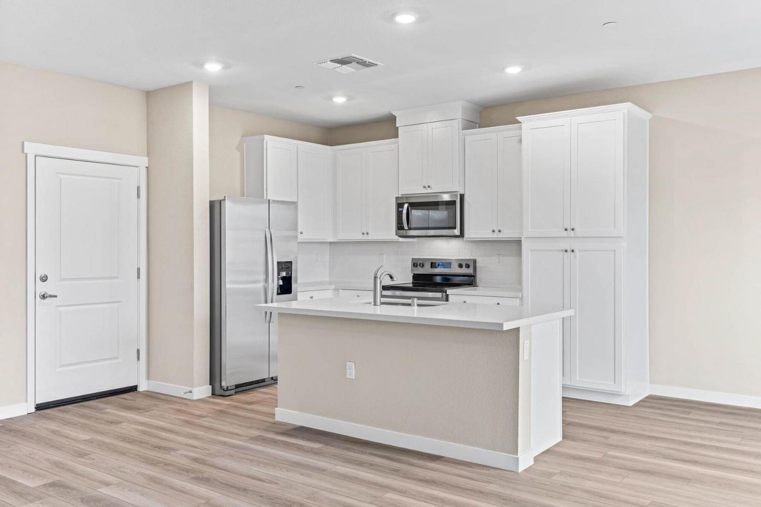 3517 Dillion Way Denair CA 95316