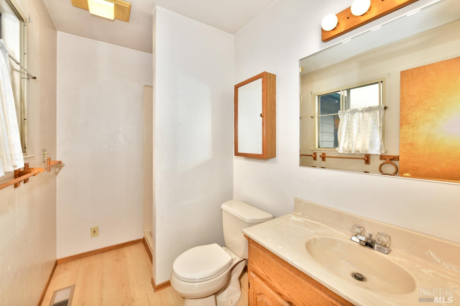 928 Middle Rincon Road Santa Rosa CA 95409