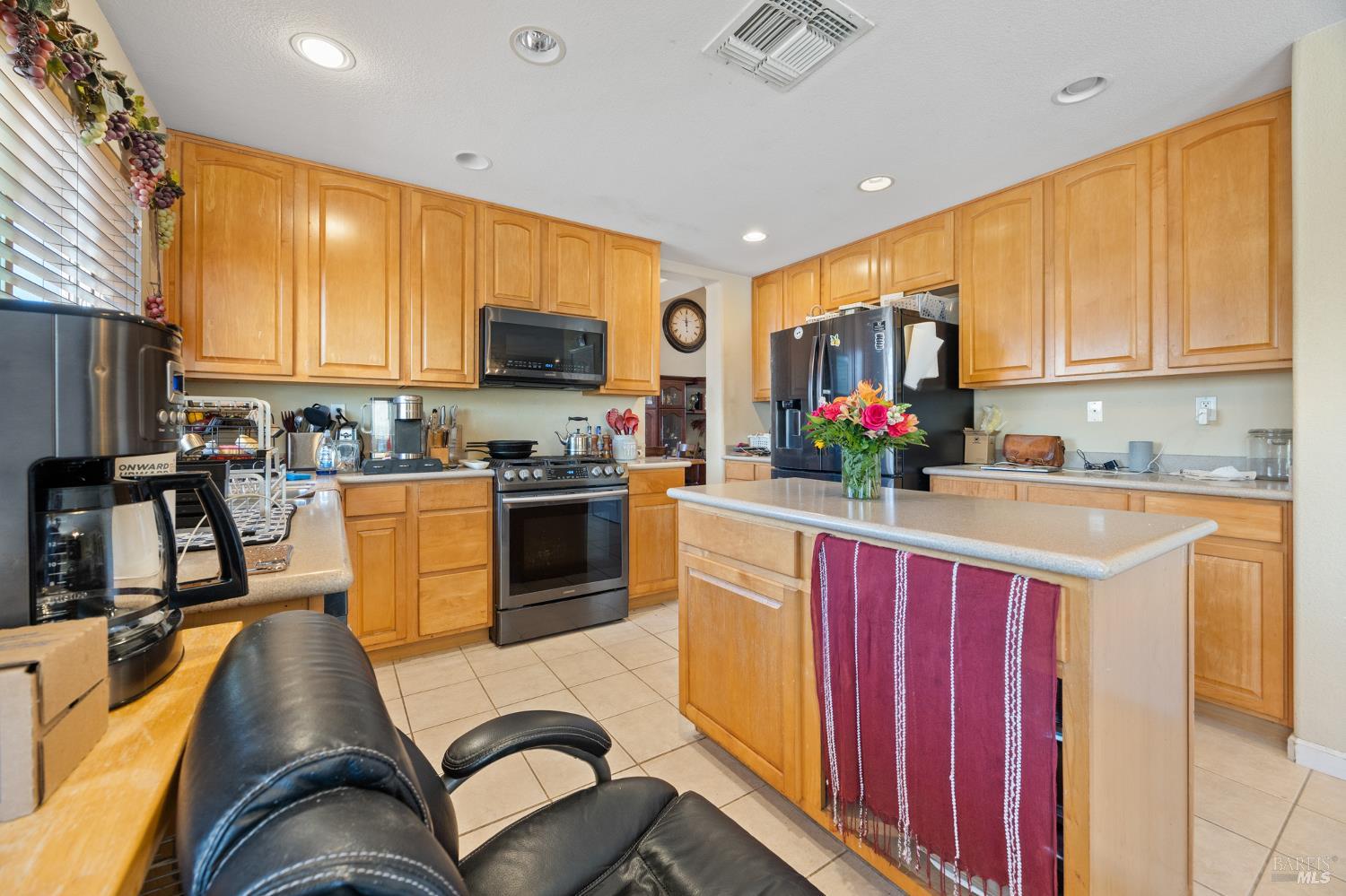 1710 Altus Lane Suisun City CA 94585