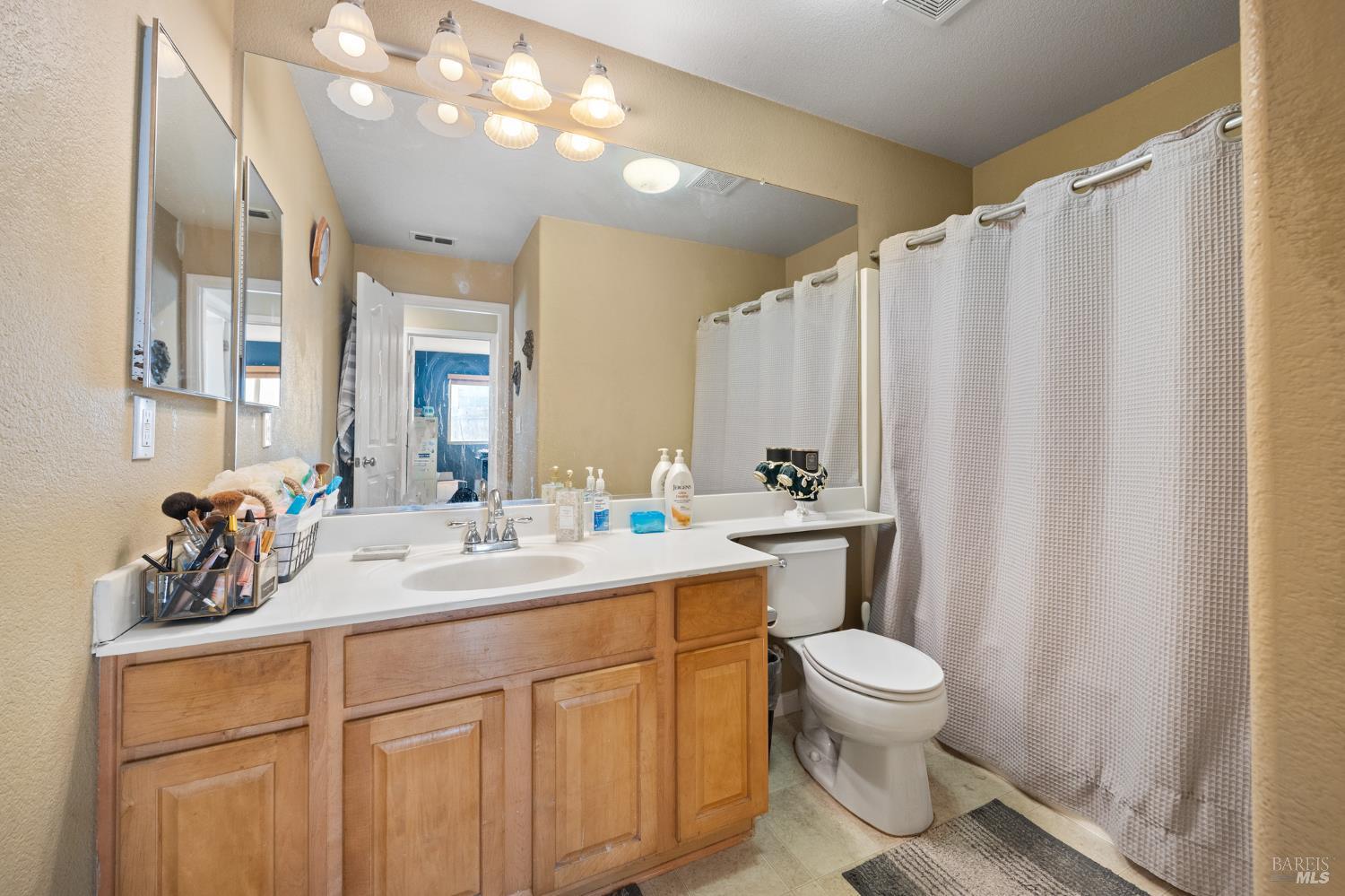 1710 Altus Lane Suisun City CA 94585