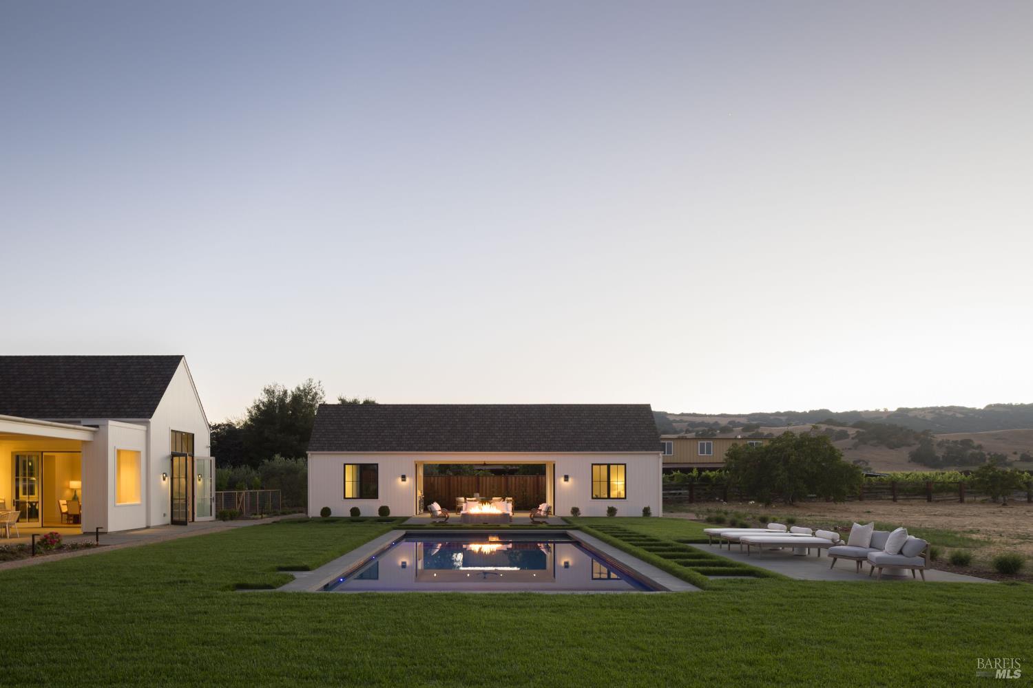 1523 Sperring Road Sonoma CA 95476