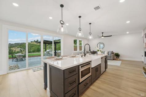 5663 Crystal Drive Santa Rosa CA 95404