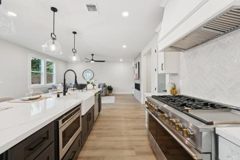 5663 Crystal Drive Santa Rosa CA 95404