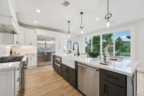5663 Crystal Drive Santa Rosa CA 95404