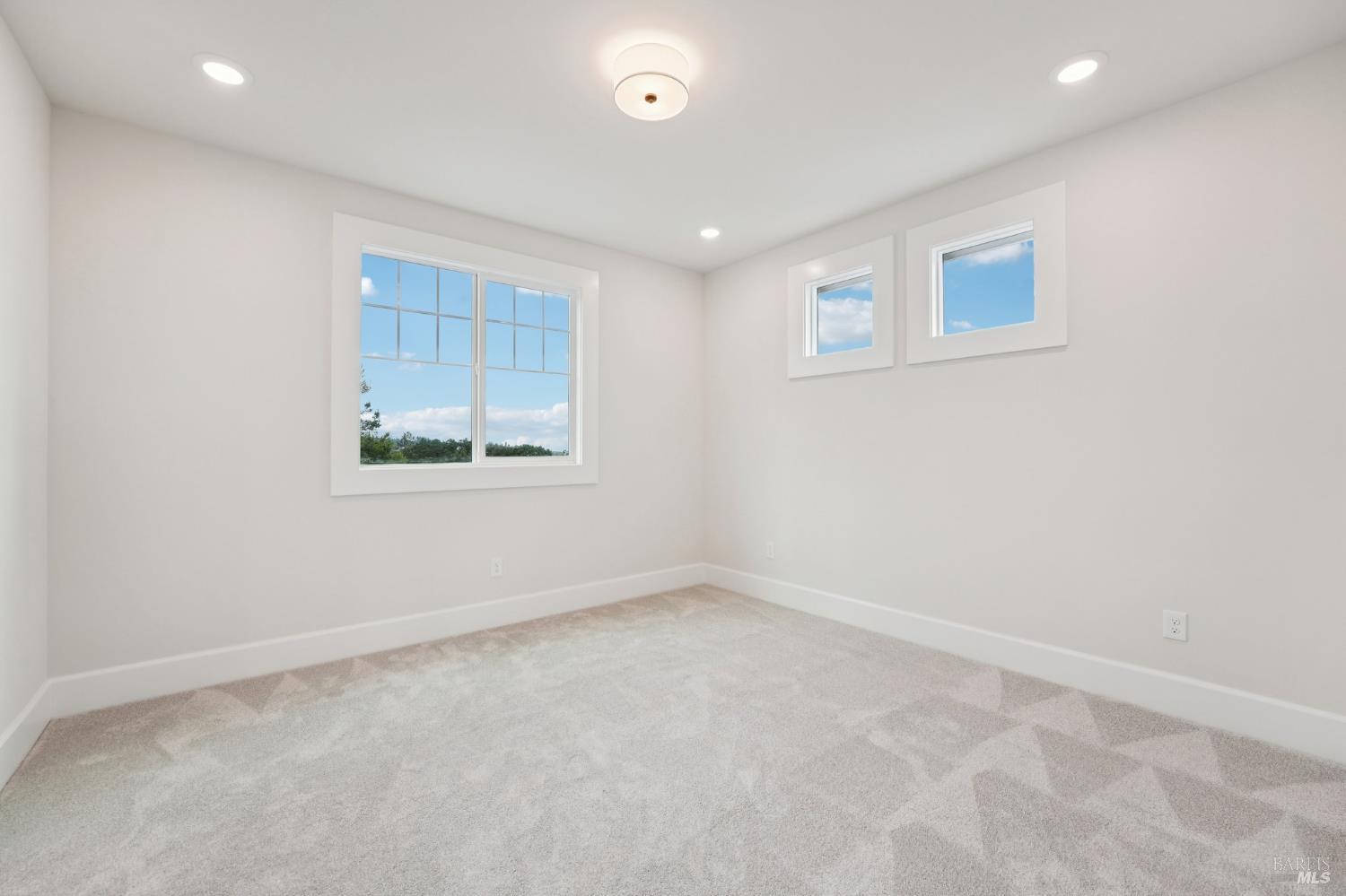 5663 Crystal Drive Santa Rosa CA 95404