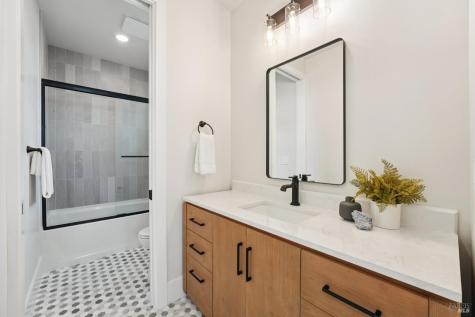 5663 Crystal Drive Santa Rosa CA 95404