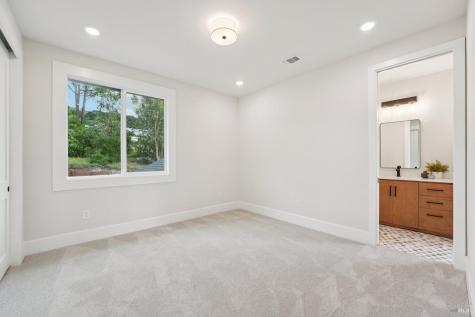 5663 Crystal Drive Santa Rosa CA 95404
