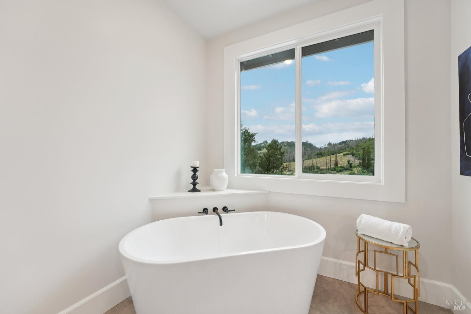 5663 Crystal Drive Santa Rosa CA 95404