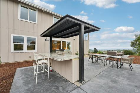 5663 Crystal Drive Santa Rosa CA 95404