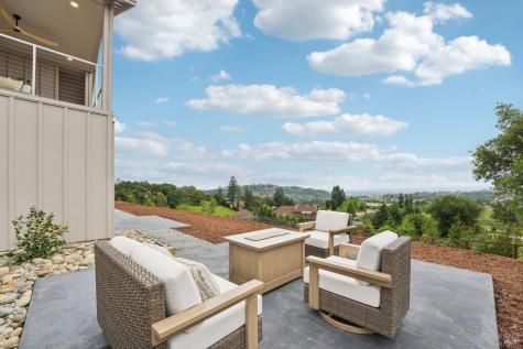 5663 Crystal Drive Santa Rosa CA 95404