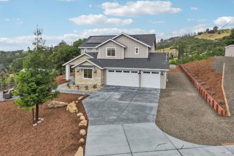 5663 Crystal Drive Santa Rosa CA 95404
