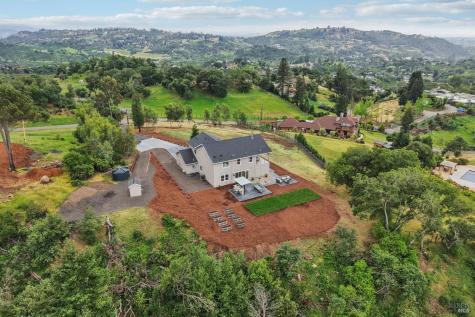 5663 Crystal Drive Santa Rosa CA 95404