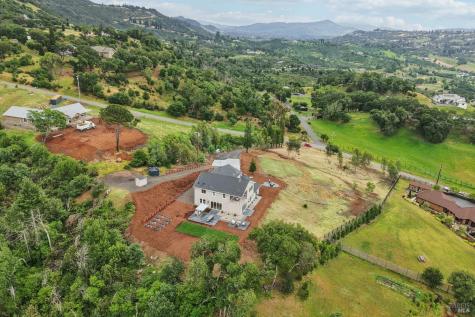 5663 Crystal Drive Santa Rosa CA 95404