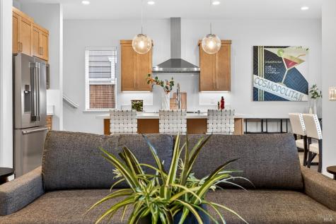 341 Cornell Street Windsor CA 9549