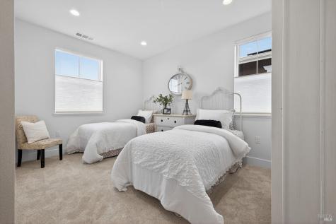 341 Cornell Street Windsor CA 9549