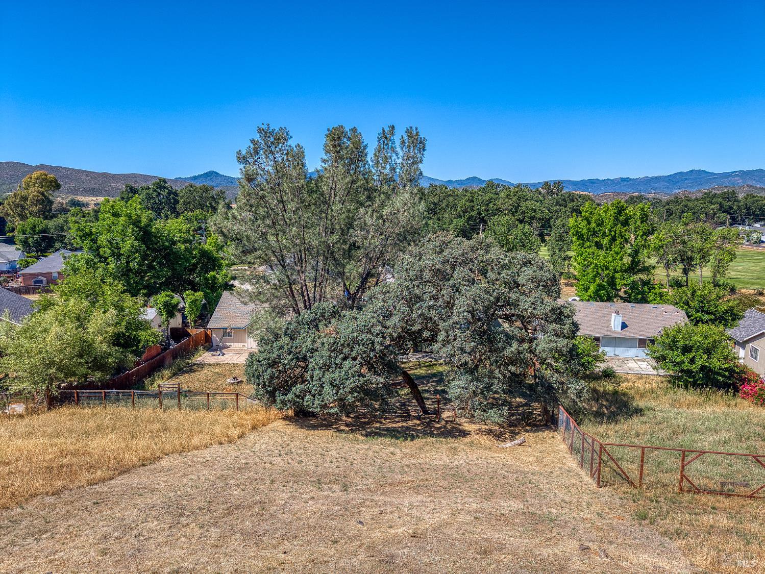 19662 Mountain Meadow N Hidden Valley Lake CA 95467