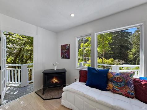 17401 Neeley Road Guerneville CA 95446