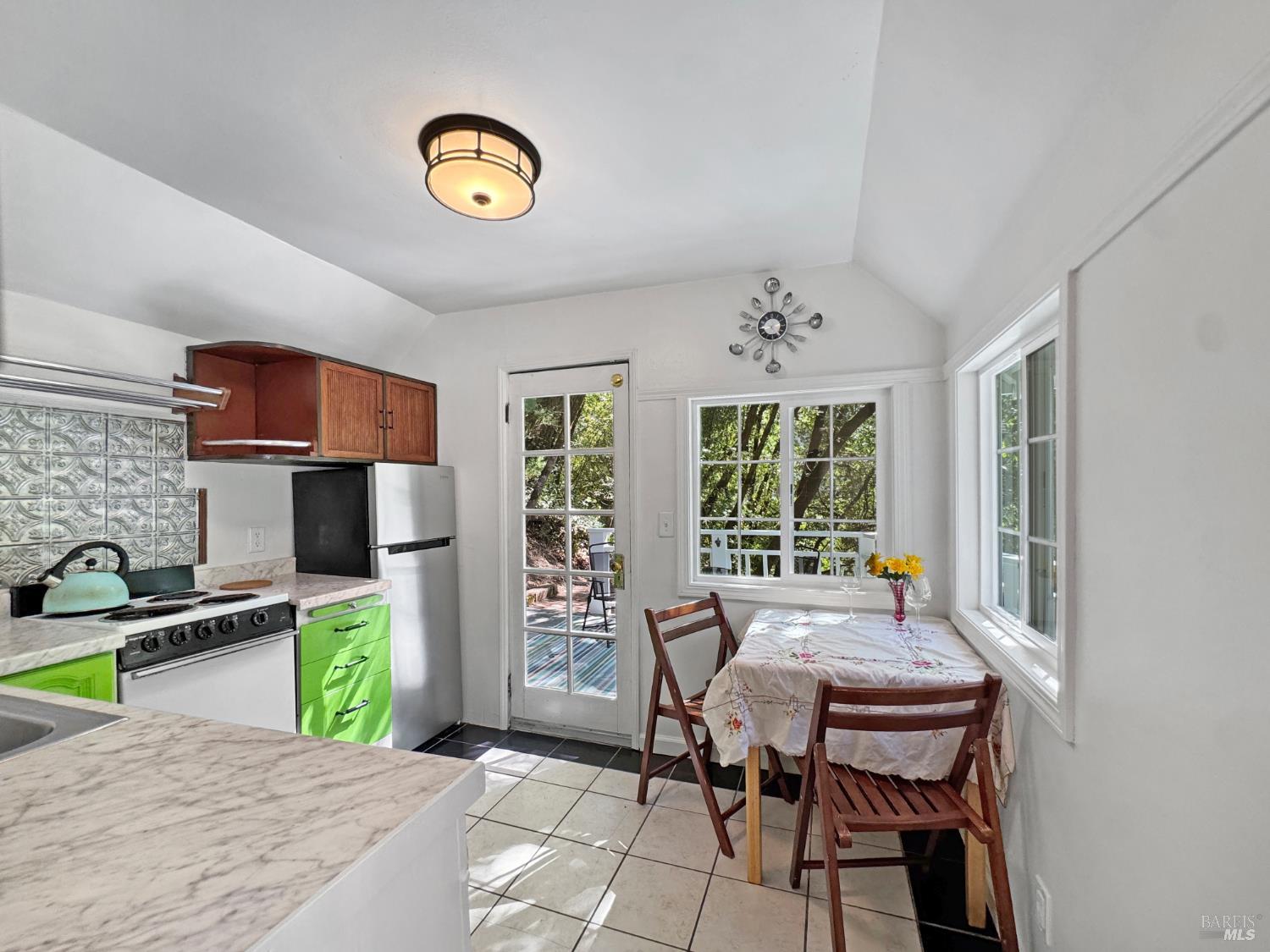 17401 Neeley Road Guerneville CA 95446
