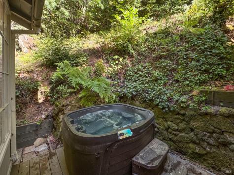 17401 Neeley Road Guerneville CA 95446