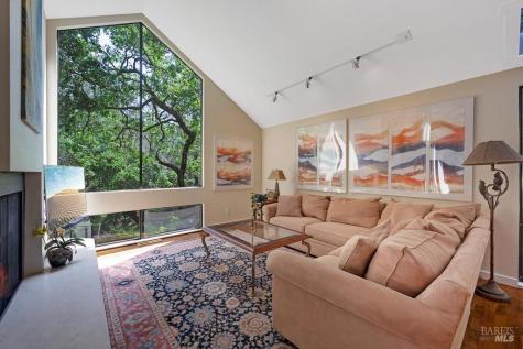 827 Wild Oak Drive Santa Rosa CA 95409