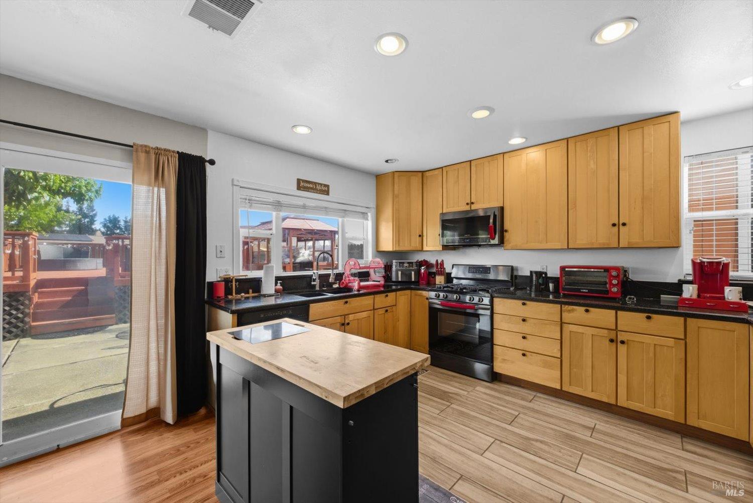443 Hartwick Lane Fairfield CA 94533
