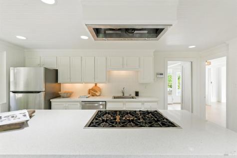 3337 Shoreline Highway Stinson Beach CA 94970