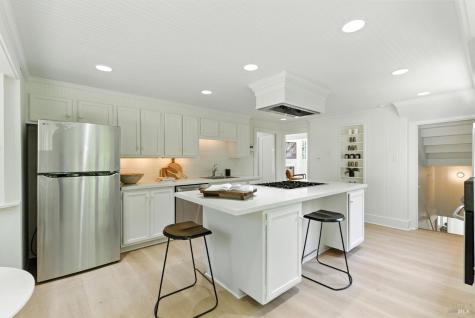 3337 Shoreline Highway Stinson Beach CA 94970