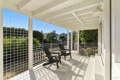 3337 Shoreline Highway Stinson Beach CA 94970