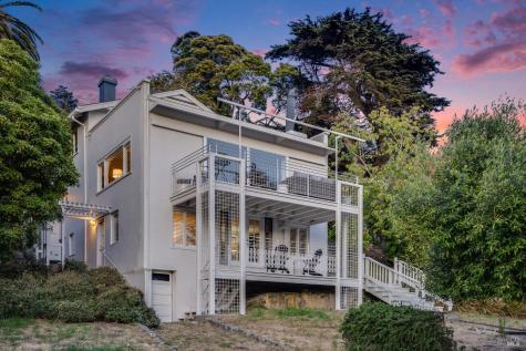 3337 Shoreline Highway Stinson Beach CA 94970
