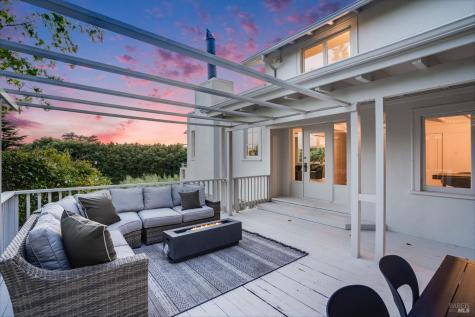 3337 Shoreline Highway Stinson Beach CA 94970