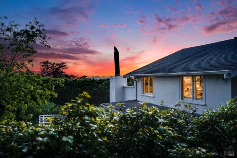 3337 Shoreline Highway Stinson Beach CA 94970