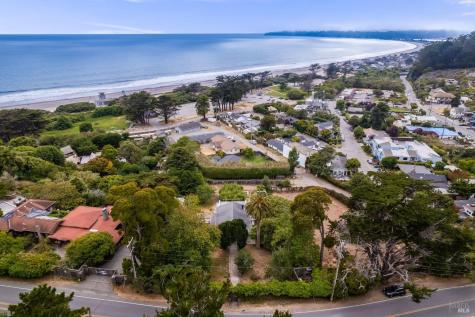 3337 Shoreline Highway Stinson Beach CA 94970