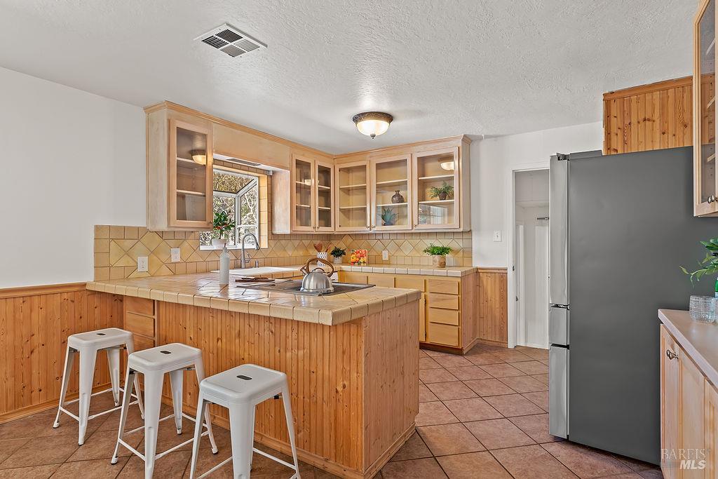201 Triplett Drive Cloverdale CA 95425