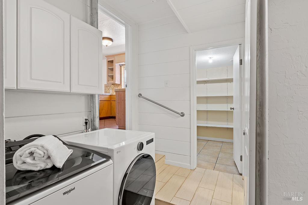 201 Triplett Drive Cloverdale CA 95425