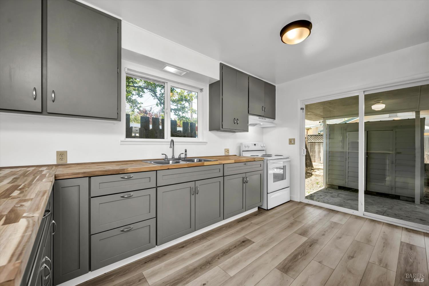 70 Lupoyoma Avenue Lakeport CA 95453