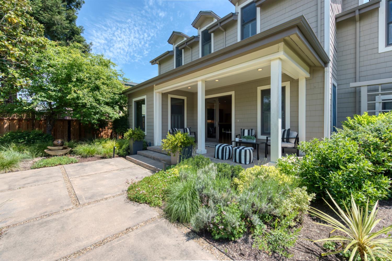 999 Pratt Avenue St. Helena CA 94574