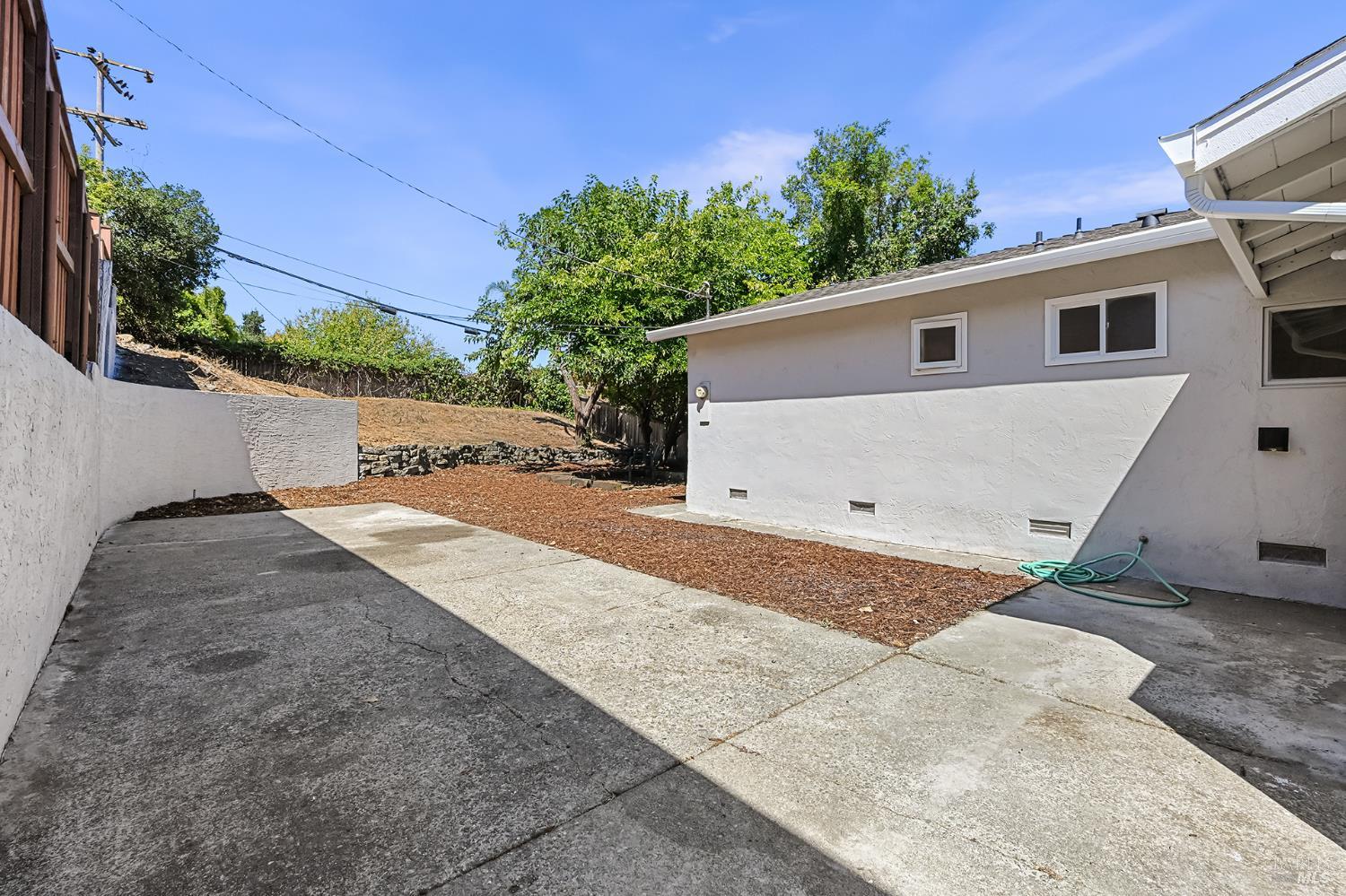 221 Arguello Avenue Vallejo CA 94591