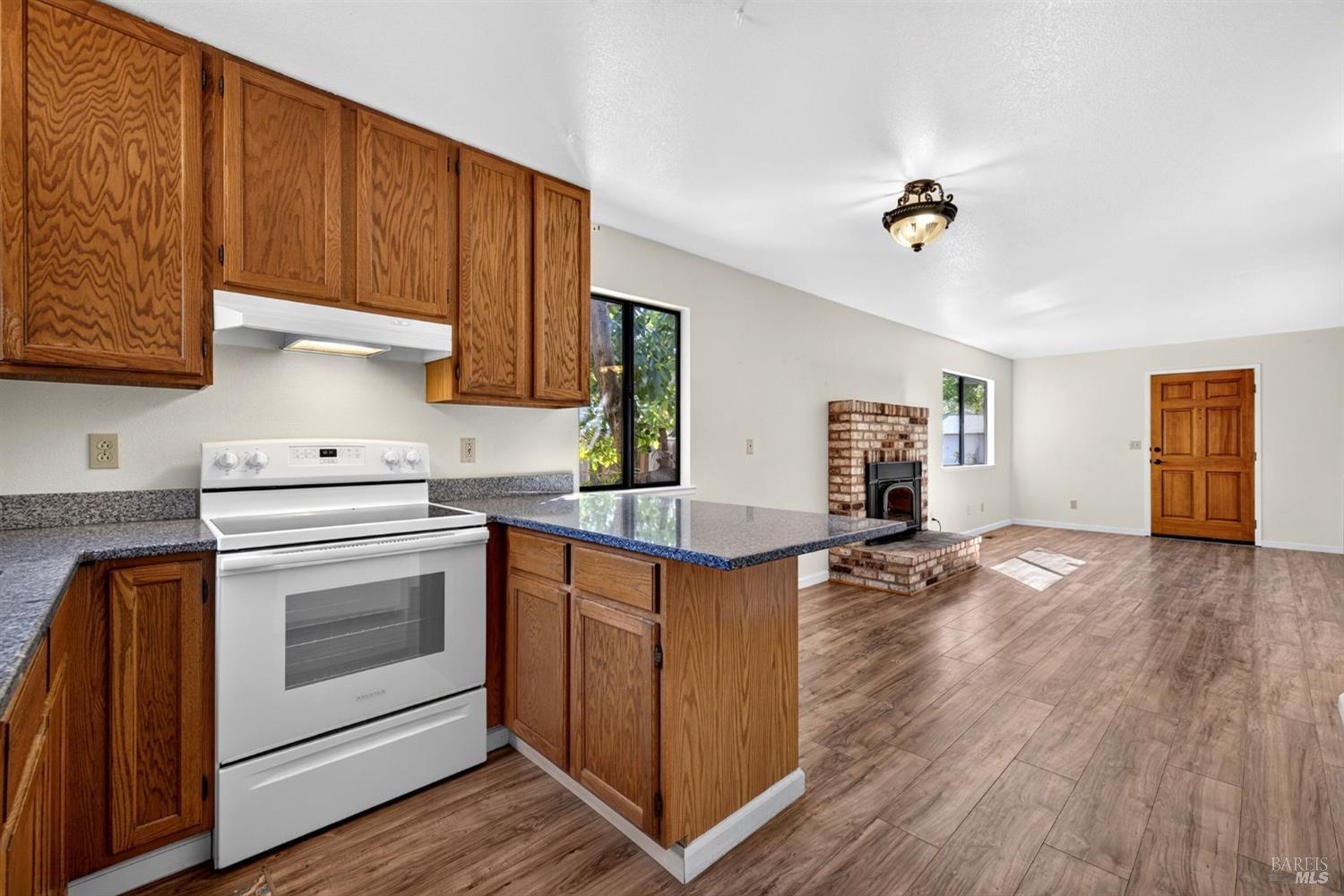 235 Willow Street Santa Rosa CA 95401